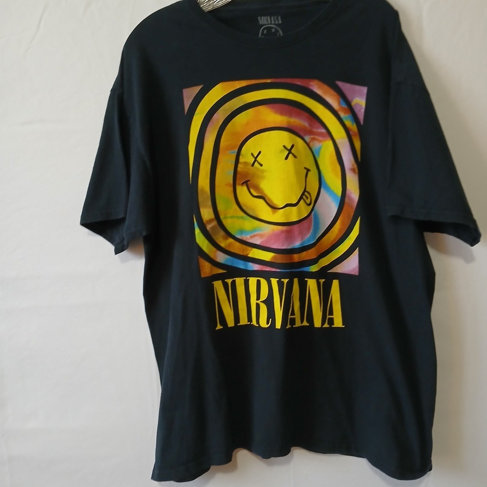 Nirvana black t shirt retro graphic sz M y2k 90's casual travel party Beach Work